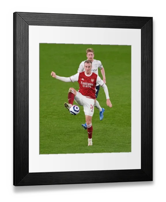 Framed Print : Arsenal vs Manchester City: Empty Seats Showdown at Emirates Stadium (2020-21) Framed Print : Arsenal vs Manchester City: Empty Seats Showdown at Emirates Stadium (2020-21)