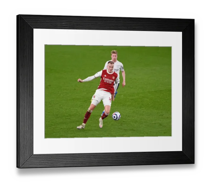 Framed Print : Arsenal vs Manchester City: Empty Battle at Emirates Stadium - Arsenal Football Club, Premier League 2021