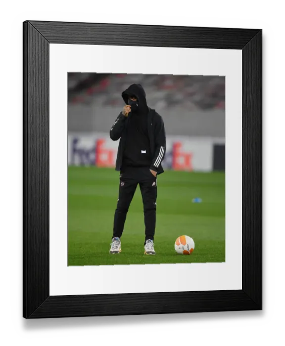 Framed Print : Arsenal's Alex Lacazette Prepares for Arsenal FC vs SL Benfica UEFA Europa League Clash in Piraeus
