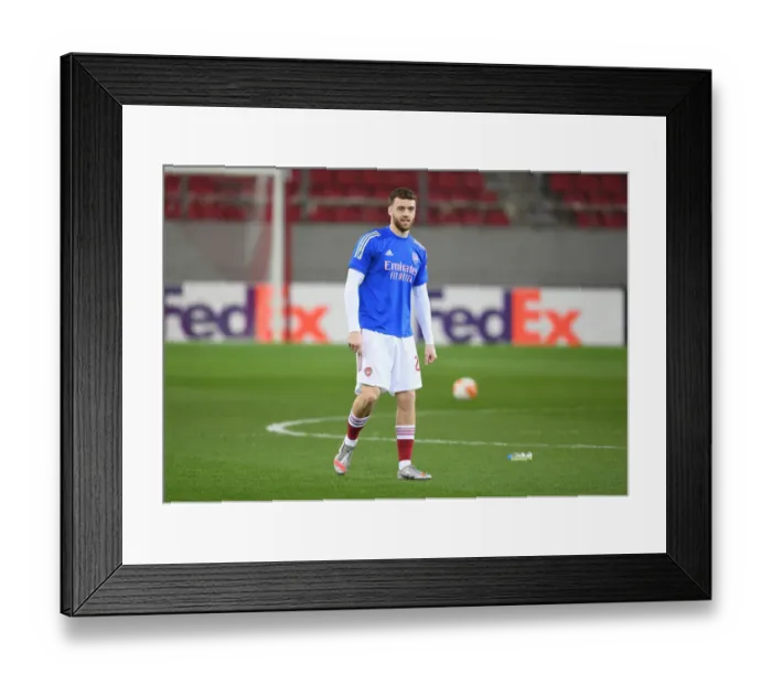 Framed Print : Arsenal FC vs SL Benfica: Calum Chambers Pre-Match Preparation at Karaiskakis Stadium (UEFA Europa League Round of 32, 2021)