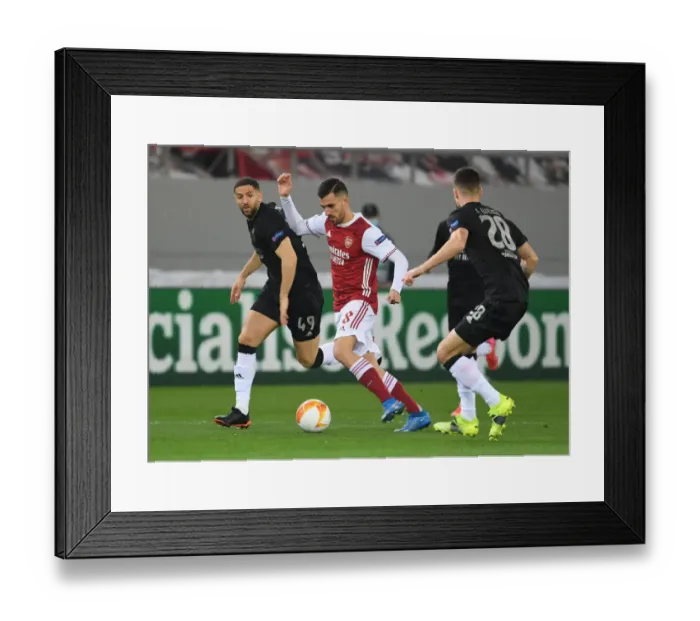 Framed Print : Arsenal's Dani Ceballos Breaks Past Benfica's Taarabt and Weigl in Europa League Clash Framed Print : Arsenal's Dani Ceballos Breaks Past Benfica's Taarabt and Weigl in Europa League Clash
