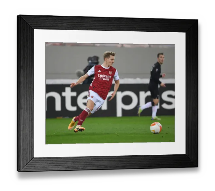 Framed Print : Arsenal's Martin Odegaard in Action against SL Benfica in UEFA Europa League Round of 32, Piraeus, Greece (February 2021)