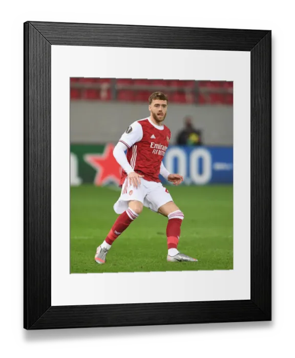 Framed Print : Calum Chambers in Action: Arsenal vs SL Benfica, Europa League 2021