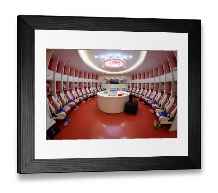 Framed Print : Arsenal FC: Unity in the Changing Room Before Europa League Clash Against SL Benfica