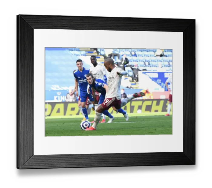 Framed Print : Alexandre Lacazette Scores Arsenal's Second Goal: Leicester City vs Arsenal - The King Power Stadium Thriller (Premier League 2020-21)
