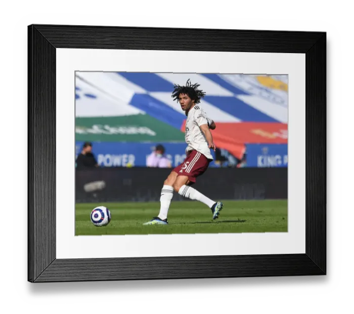 Framed Print : Arsenal's Mohamed Elneny in Action against Leicester City - Premier League 2020-21 Framed Print : Arsenal's Mohamed Elneny in Action against Leicester City - Premier League 2020-21