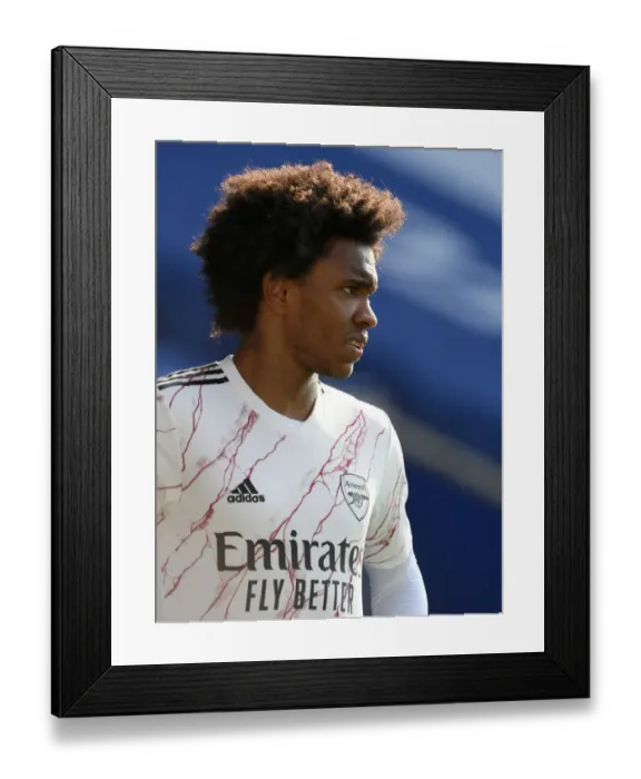 Framed Print : Willian in Action: Arsenal vs. Leicester City, 2020-21 Premier League