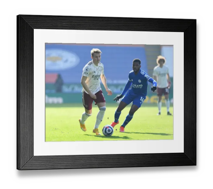 Framed Print : Martin Odegaard vs Kelechi Iheanacho: Battle at The King Power Stadium - Leicester City vs Arsenal, Premier League 2020-21