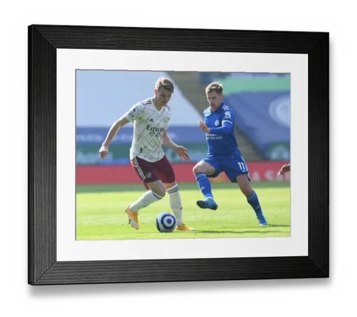 Framed Print : Martin Odegaard vs Marc Albrighton: Battle at The King Power Stadium - Leicester City vs Arsenal, Premier League 2020-21