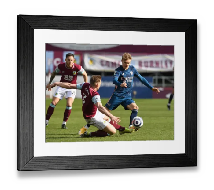 Framed Print : Burnley vs Arsenal: A Battle of Wits - Odegaard vs Taylor in Empty Turf Moor (Premier League, March 2021) Framed Print : Burnley vs Arsenal: A Battle of Wits - Odegaard vs Taylor in Empty Turf Moor (Premier League, March 2021)
