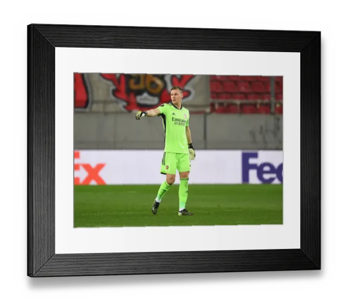 Framed Print : Arsenal's Bernd Leno in Action at Empty Olympiacos Stadium - UEFA Europa League Round of 16, Piraeus, Greece (March 2021) Framed Print : Arsenal's Bernd Leno in Action at Empty Olympiacos Stadium - UEFA Europa League Round of 16, Piraeus, Greece (March 2021)