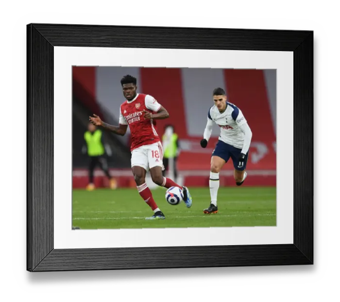 Framed Print : Thomas Partey: In Action for Arsenal Against Tottenham in the Premier League Clash, London 2021