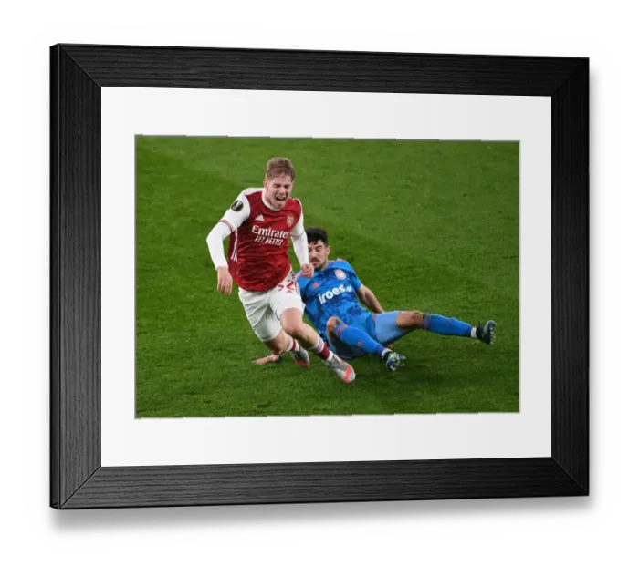 Framed Print : Arsenal vs Olympiacos: Emile Smith Rowe Clash in Empty Europa League Match, London, 2021