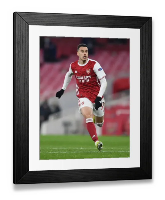 Framed Print : Behind Closed Doors: Gabriel Martinelli in UEFA Europa League Action for Arsenal Against Olympiacos Framed Print : Behind Closed Doors: Gabriel Martinelli in UEFA Europa League Action for Arsenal Against Olympiacos