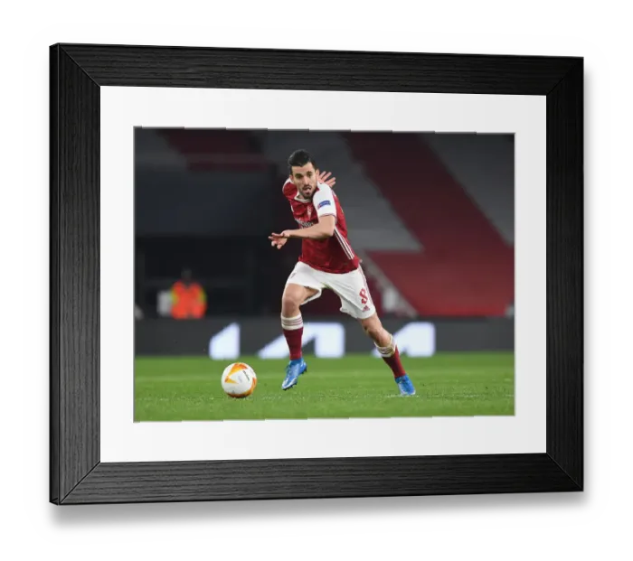 Framed Print : Empty Emirates: Dani Ceballos Leads Arsenal Against Olympiacos in COVID-19 Restricted UEFA Europa League Match Framed Print : Empty Emirates: Dani Ceballos Leads Arsenal Against Olympiacos in COVID-19 Restricted UEFA Europa League Match