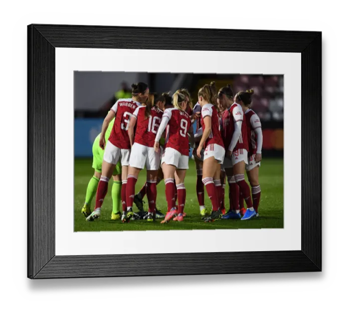 Framed Print : Arsenal Women's Huddle: United in Focus - FA WSL 2021 (Behind Closed Doors)