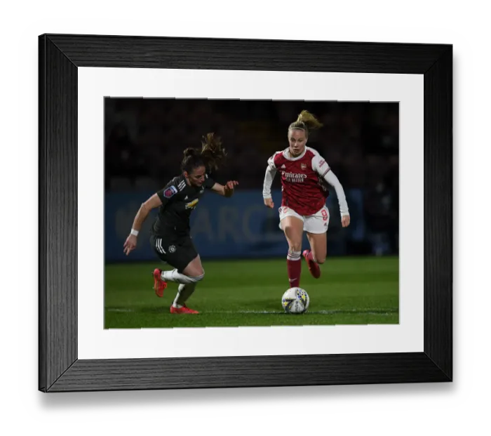 Framed Print : FA WSL Clash: Arsenal vs Manchester United - Empty Stands, Beth Mead vs Ona Batlle Framed Print : FA WSL Clash: Arsenal vs Manchester United - Empty Stands, Beth Mead vs Ona Batlle