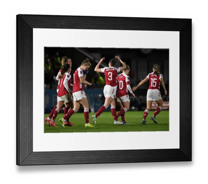 Framed Print : Arsenal Women's Historic Empty-Stadium Victory: Lotte Wubben-Moy Scores Second Goal Against Manchester United