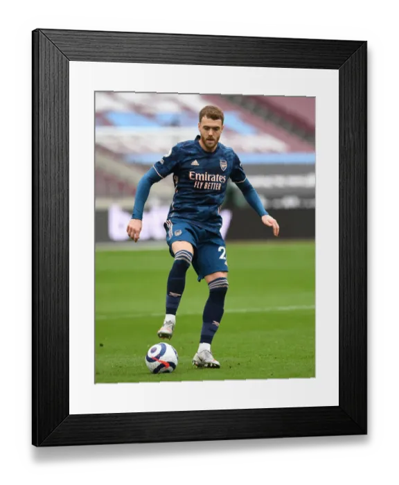Framed Print : Calum Chambers in Action: Arsenal vs West Ham United, Premier League 2020-21 Framed Print : Calum Chambers in Action: Arsenal vs West Ham United, Premier League 2020-21