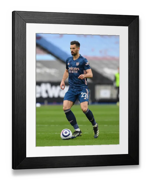 Framed Print : Pablo Mari in Action: Arsenal vs. West Ham United, Premier League 2020-21 Framed Print : Pablo Mari in Action: Arsenal vs. West Ham United, Premier League 2020-21