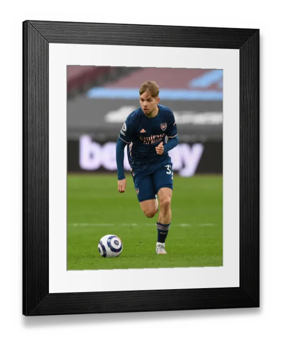 Framed Print : Emile Smith Rowe in Action: West Ham United vs. Arsenal, Premier League 2020-21 Framed Print : Emile Smith Rowe in Action: West Ham United vs. Arsenal, Premier League 2020-21