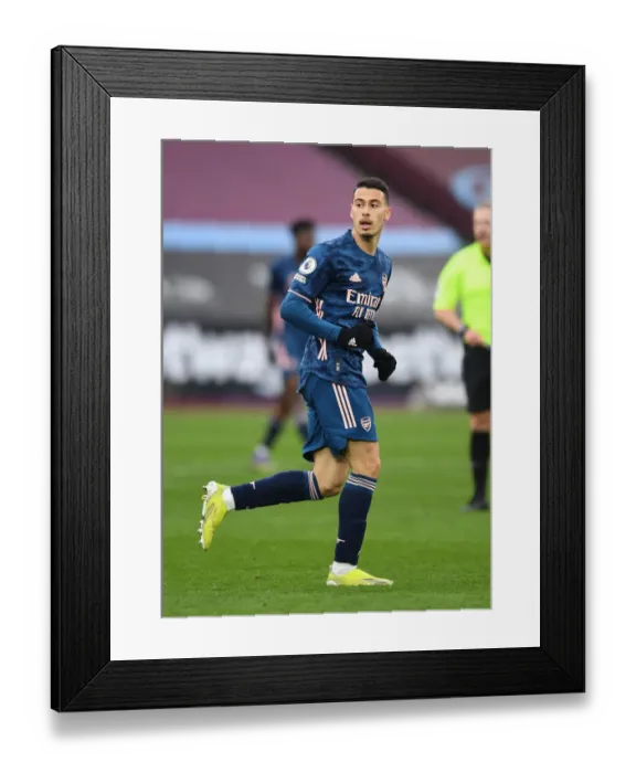 Framed Print : Gabriel Martinelli in Action: West Ham United vs. Arsenal, Premier League 2020-21 Framed Print : Gabriel Martinelli in Action: West Ham United vs. Arsenal, Premier League 2020-21