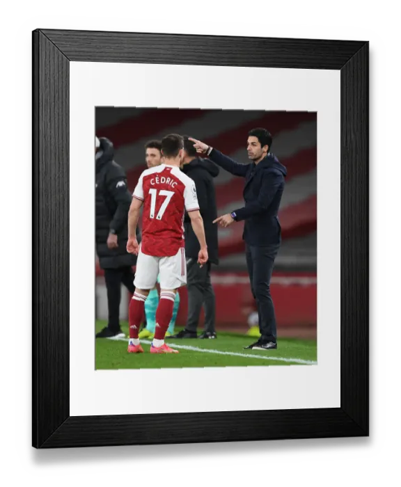 Framed Print : Arsenal vs Liverpool: Mikel Arteta Coaches Behind Closed Doors (2020-21) Framed Print : Arsenal vs Liverpool: Mikel Arteta Coaches Behind Closed Doors (2020-21)