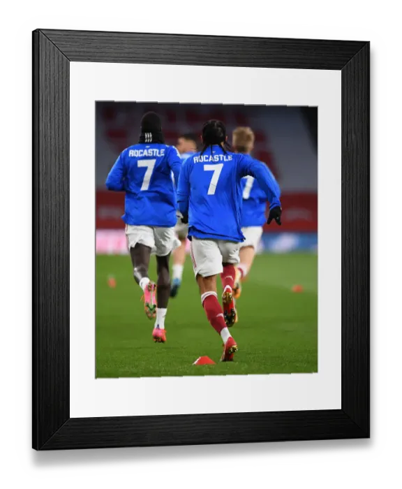 Framed Print : Arsenal Players Honor David Rocastle with Emotional Warm-Up Tribute Ahead of Arsenal vs. Liverpool, Premier League 2021 Framed Print : Arsenal Players Honor David Rocastle with Emotional Warm-Up Tribute Ahead of Arsenal vs. Liverpool, Premier League 2021