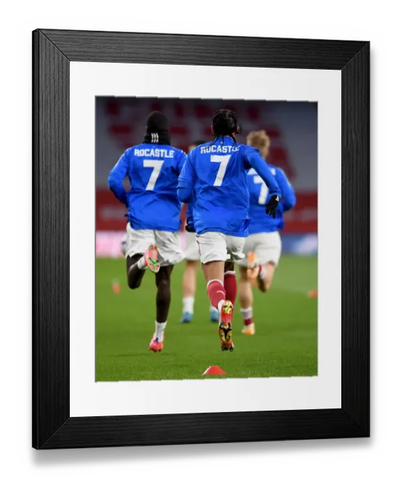 Framed Print : Arsenal vs Liverpool: Premier League Showdown - The Emirates Stadium Warm-Up (2020-21) Framed Print : Arsenal vs Liverpool: Premier League Showdown - The Emirates Stadium Warm-Up (2020-21)