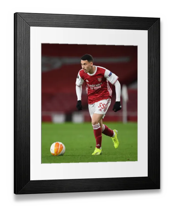 Framed Print : Arsenal's Gabriel Martinelli Shines in Empty Emirates Stadium during UEFA Europa League Quarterfinal vs Slavia Praha Framed Print : Arsenal's Gabriel Martinelli Shines in Empty Emirates Stadium during UEFA Europa League Quarterfinal vs Slavia Praha