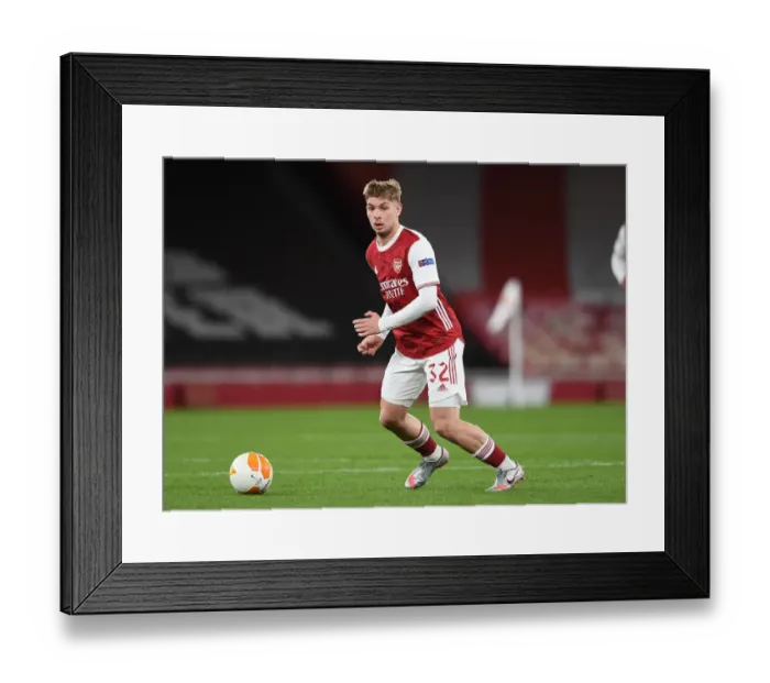 Framed Print : Arsenal vs Slavia Praha: Emile Smith Rowe in Europa League Quarterfinal at Emirates Stadium (Behind Closed Doors) Framed Print : Arsenal vs Slavia Praha: Emile Smith Rowe in Europa League Quarterfinal at Emirates Stadium (Behind Closed Doors)
