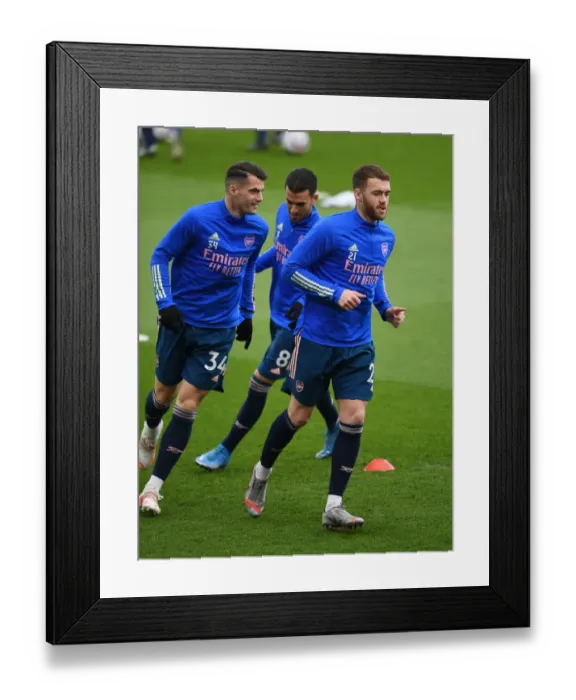 Framed Print : Arsenal's Calum Chambers and Granit Xhaka Prepare for Sheffield United Clash (Premier League 2020-21)
