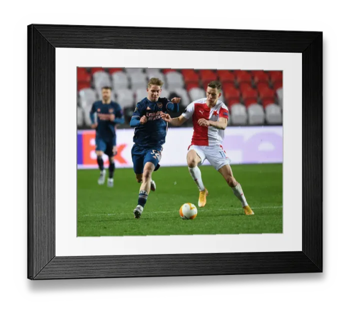 Framed Print : Arsenal's Emile Smith Rowe Faces Off Against Slavia Praha's Lukas Provod in Europa League Quarterfinal Match, Prague, 2021 Framed Print : Arsenal's Emile Smith Rowe Faces Off Against Slavia Praha's Lukas Provod in Europa League Quarterfinal Match, Prague, 2021