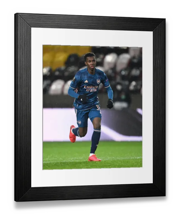 Framed Print : Arsenal's Eddie Nketiah in UEFA Europa League Quarterfinal Match against Slavia Praha in Prague (Behind Closed Doors)