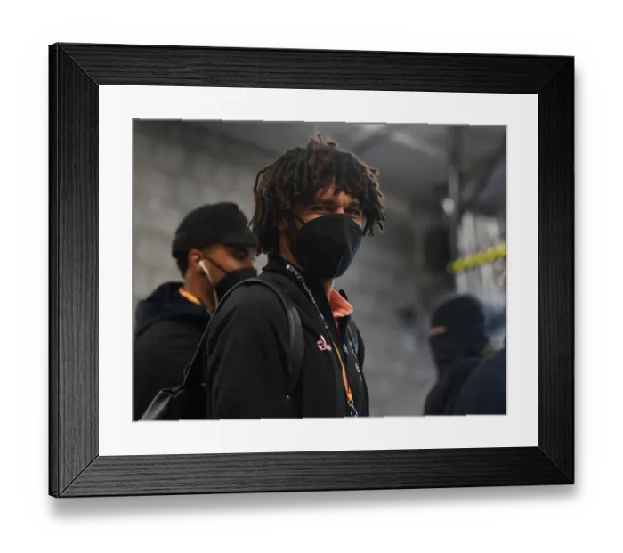 Framed Print : Arsenal's Elneny Arrives at Empty Eden Arena for Slavia Prague Showdown - UEFA Europa League Quarterfinals, Prague, Czech Republic (April 2021) Framed Print : Arsenal's Elneny Arrives at Empty Eden Arena for Slavia Prague Showdown - UEFA Europa League Quarterfinals, Prague, Czech Republic (April 2021)