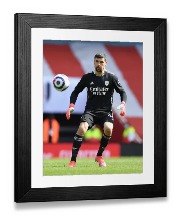 Framed Print : Arsenal's Mat Ryan in Action against Fulham at Emptied Emirates Stadium (April 2021) Framed Print : Arsenal's Mat Ryan in Action against Fulham at Emptied Emirates Stadium (April 2021)