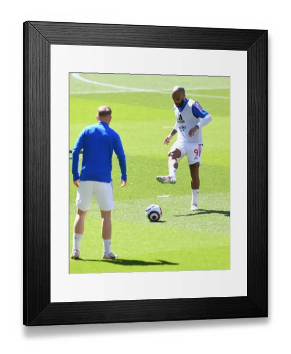 Framed Print : Alexandre Lacazette Gears Up for Empty Emirates Clash: Arsenal vs. Fulham (2021-22 Premier League) Framed Print : Alexandre Lacazette Gears Up for Empty Emirates Clash: Arsenal vs. Fulham (2021-22 Premier League)