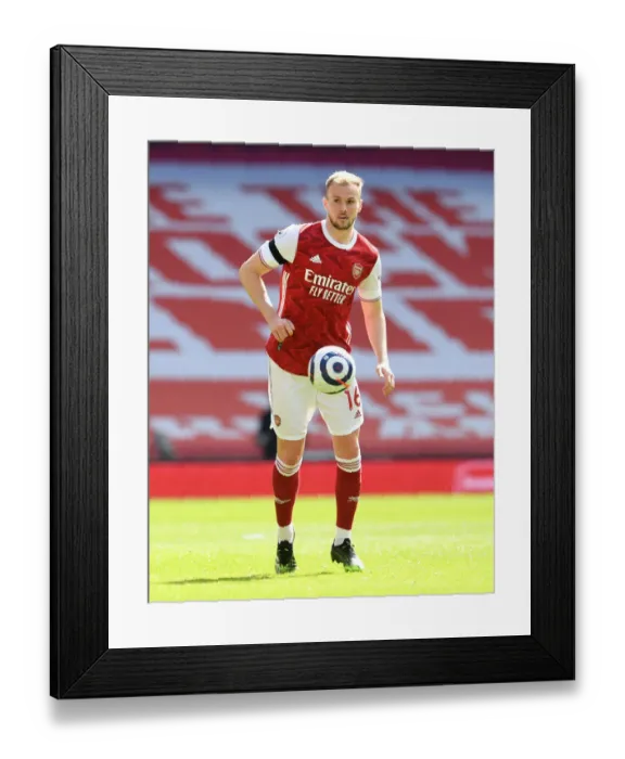 Framed Print : Arsenal vs Fulham: Empty Emirates Stadium (April 2021)