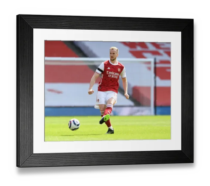 Framed Print : Arsenal vs Fulham: Empty Emirates Stadium Amidst COVID-19 Restrictions (April 2021)