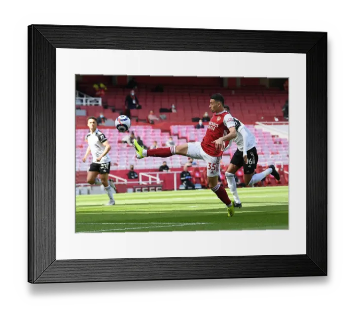 Framed Print : Arsenal's Gabriel Martinelli in Action at Emptied Emirates Stadium vs Fulham (April 2021)