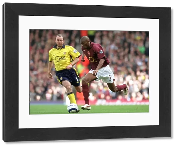 Abou Diaby (Arsenal) Gavin McCann (Villa). Arsenal 5: 0 Aston Villa