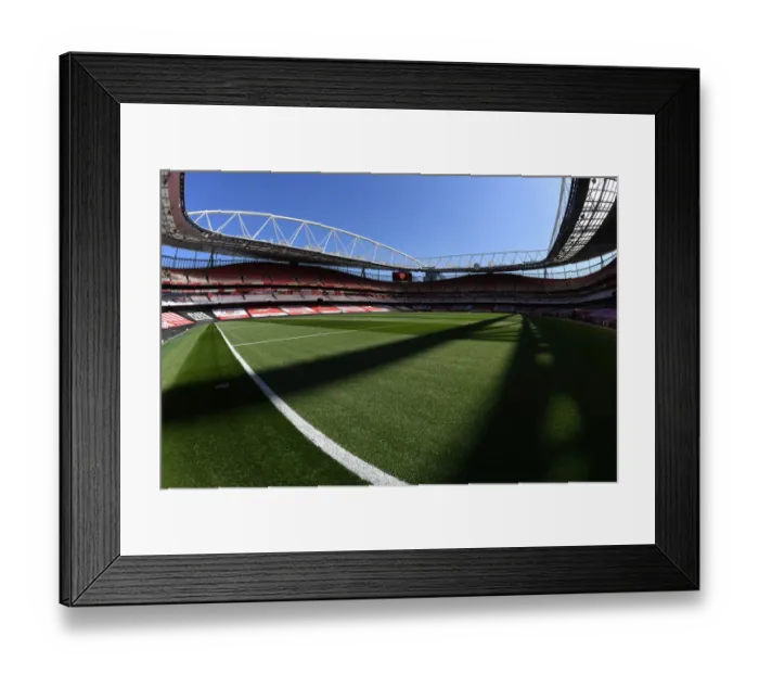 Framed Print : Empty Emirates: Arsenal vs Everton (2021) - Premier League's Ghostly Arena Framed Print : Empty Emirates: Arsenal vs Everton (2021) - Premier League's Ghostly Arena