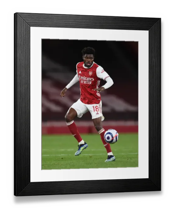 Framed Print : Thomas Partey in Action: Arsenal vs Everton, Premier League 2020-21