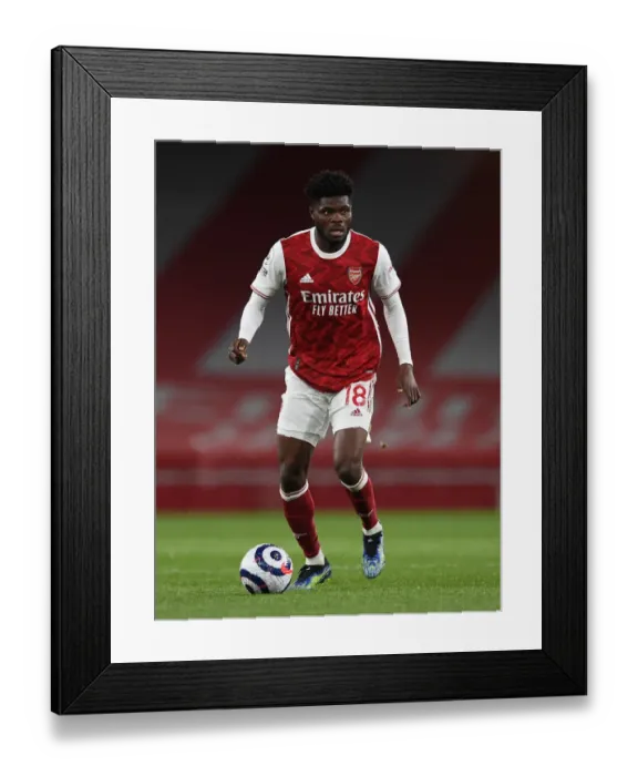 Framed Print : Thomas Partey in Action: Arsenal vs Everton, Premier League 2020-21