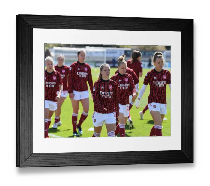 Framed Print : Arsenal's Jordan Nobbs - Pre-Match Focus at Empty Meadow Park: Arsenal Women vs Brighton & Hove Albion (FA WSL 2021)