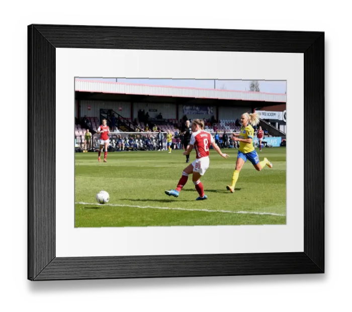Framed Print : Arsenal Women's Super League: Jordan Nobbs Scores Double Against Brighton Amidst Empty Stands
