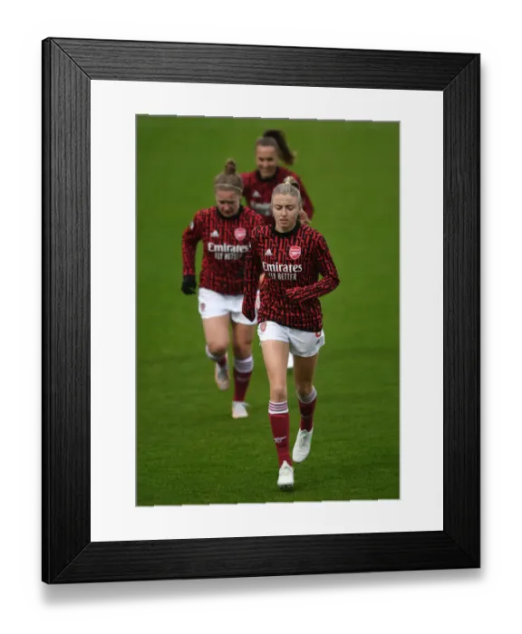 Framed Print : Arsenal's Leah Williamson Prepares for West Ham Clash in Empty Meadow Park (Arsenal Women vs. West Ham United Women, FA WSL 2021) Framed Print : Arsenal's Leah Williamson Prepares for West Ham Clash in Empty Meadow Park (Arsenal Women vs. West Ham United Women, FA WSL 2021)