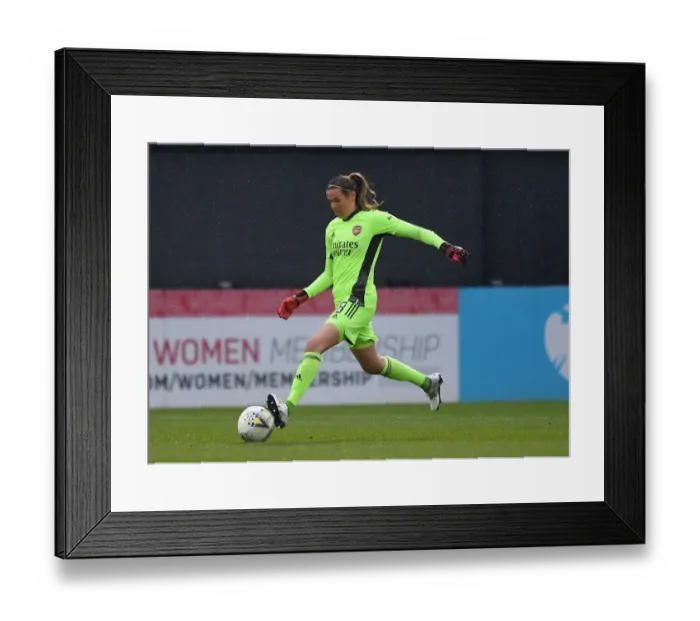 Framed Print : Arsenal's Lydia Williams in Action: FA WSL 2021 - Arsenal Women vs. West Ham United Women (Behind Closed Doors)