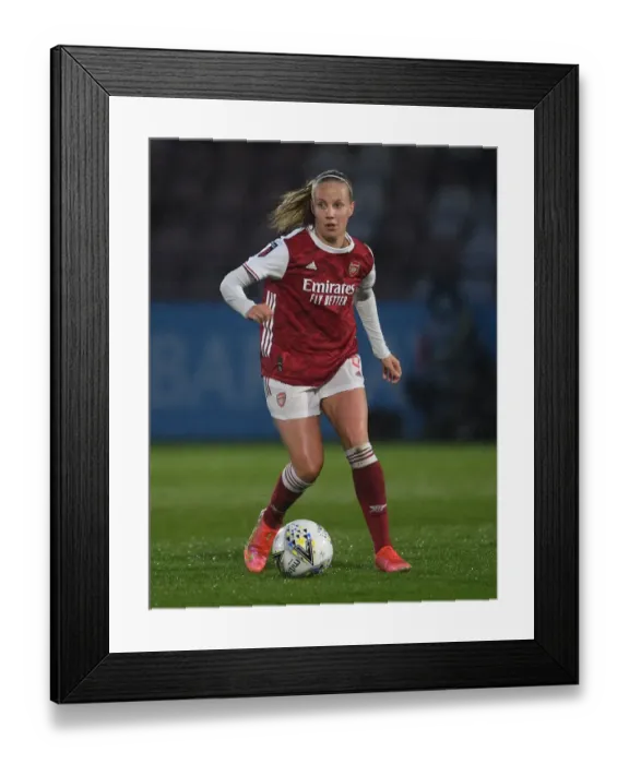 Framed Print : Arsenal's Beth Mead Scores in Empty Meadow Park: FA WSL 2021 - Arsenal Women vs. West Ham United Women