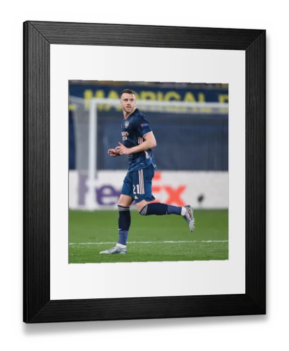 Framed Print : Arsenal's Calum Chambers in UEFA Europa League Semi-Final Action against Villarreal in Spain (Behind Closed Doors) Framed Print : Arsenal's Calum Chambers in UEFA Europa League Semi-Final Action against Villarreal in Spain (Behind Closed Doors)